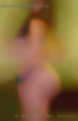 I'm shy at first wants sex in Knoxville, TN so be patient.