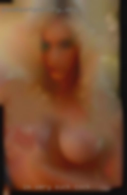 I'm very laid to suck cock back, single, no drama.